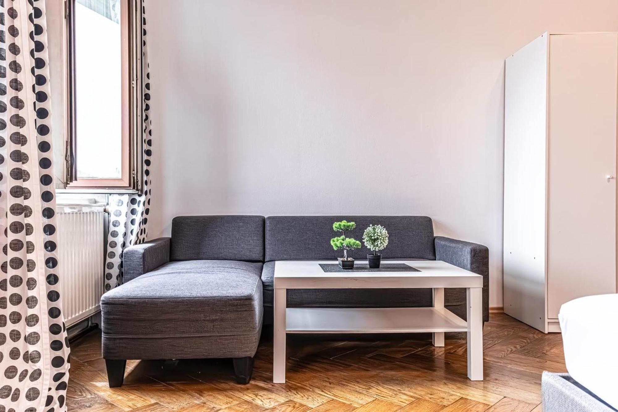 Lovely 1Br Apt. Near Akh Hospital Wien Eksteriør billede