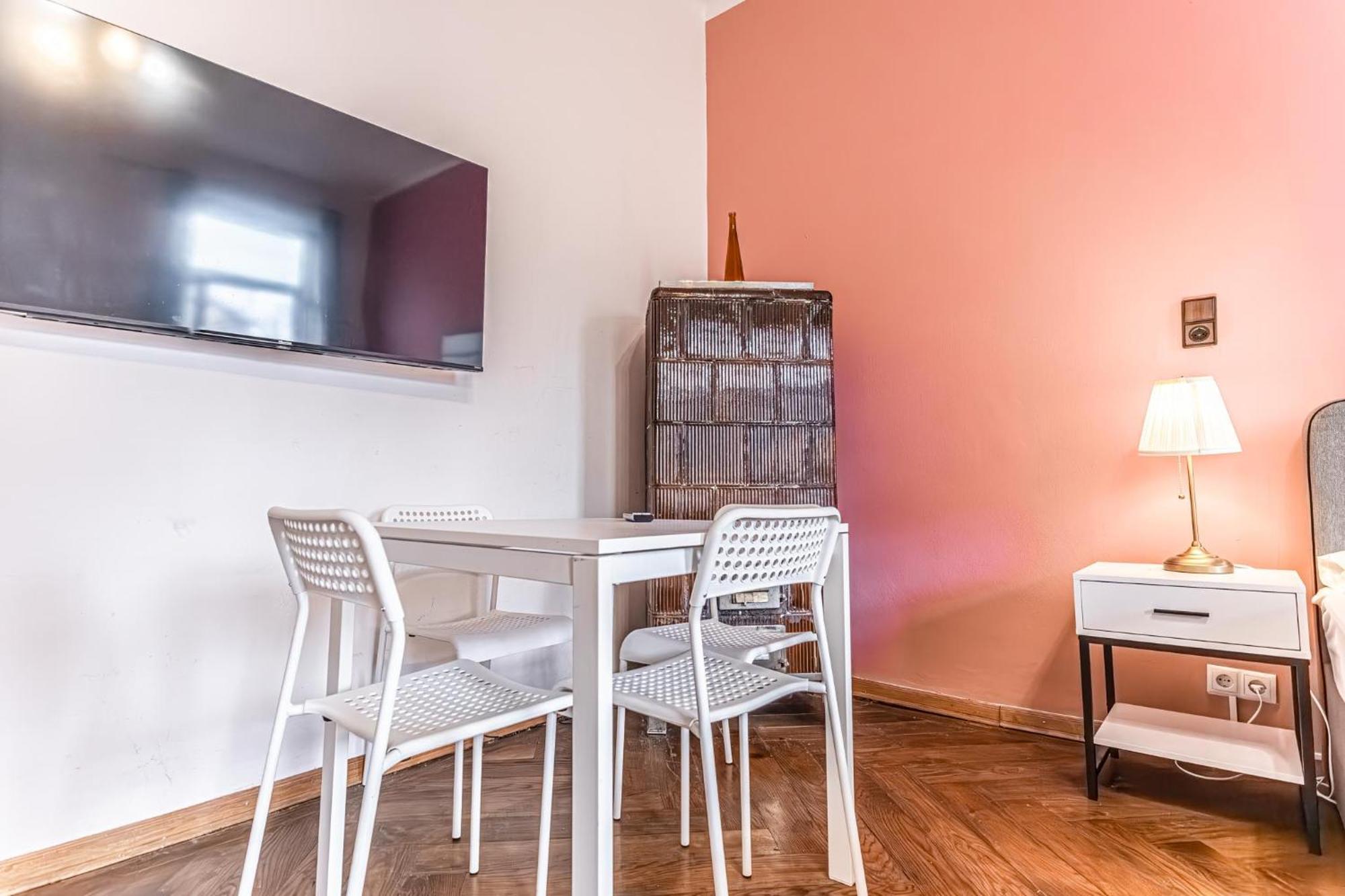 Lovely 1Br Apt. Near Akh Hospital Wien Eksteriør billede