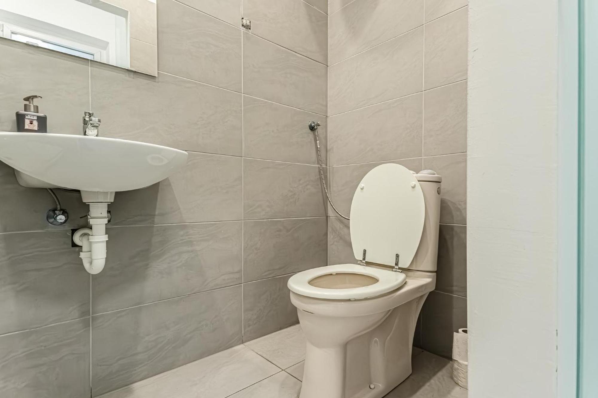 Lovely 1Br Apt. Near Akh Hospital Wien Eksteriør billede