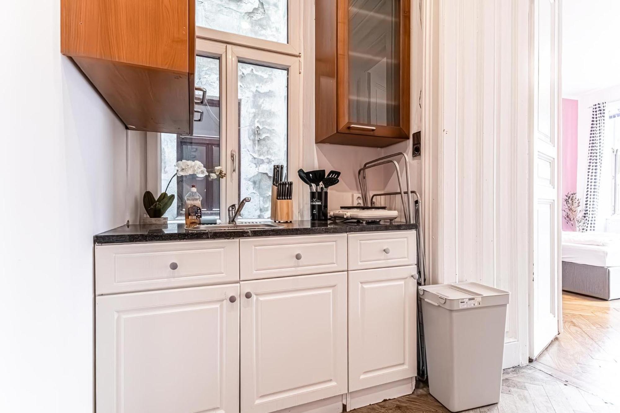 Lovely 1Br Apt. Near Akh Hospital Wien Eksteriør billede